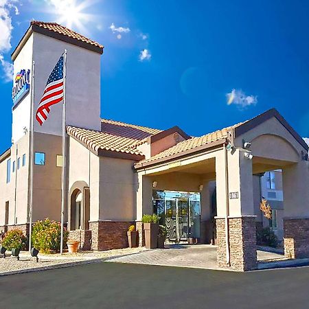 Hotel Baymont By Wyndham Barstow Historic Route 66 Esterno foto