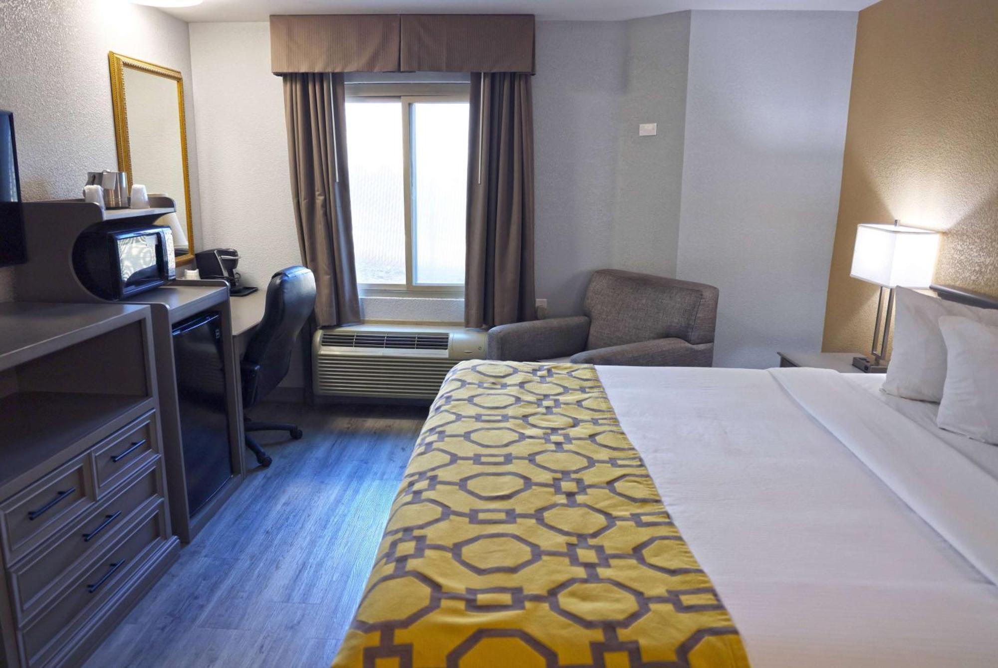 Hotel Baymont By Wyndham Barstow Historic Route 66 Esterno foto